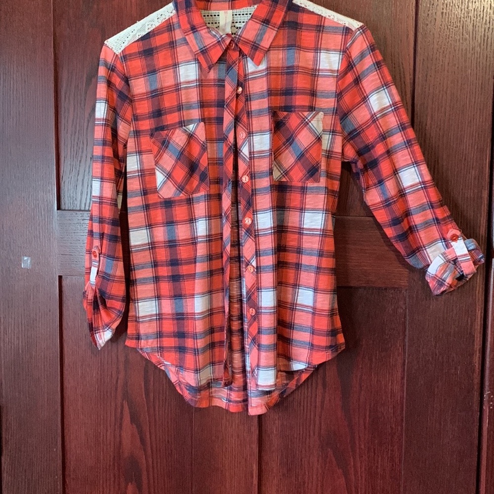 No Boundaries flannels. Lace designs